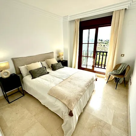 Piso De Lujo Totalmente Equipado A Estrenar 6