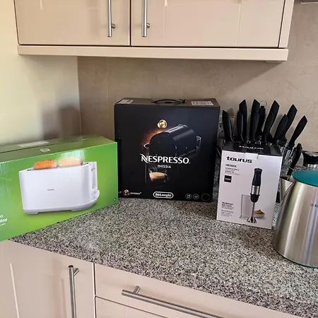 Piso De Lujo Totalmente Equipado A Estrenar 6 *