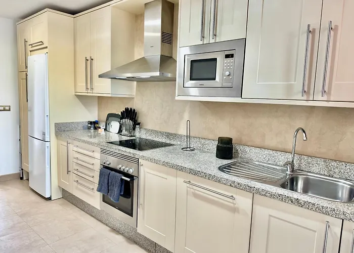 Piso De Lujo Totalmente Equipado A Estrenar 6 Apartament Estepona
