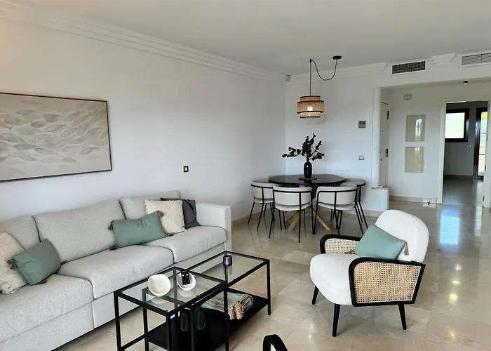 Piso De Lujo Totalmente Equipado A Estrenar 6 Estepona